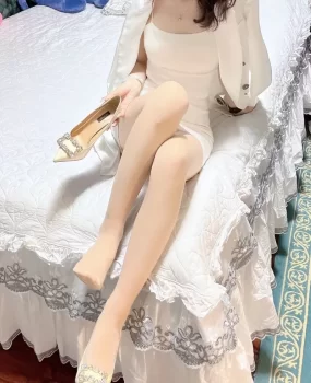 各种姿势各种动作都能满足的小妹妹