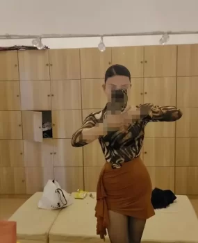 成熟舞蹈老师