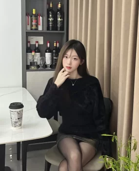 02年水嫩小湿妹,兼职做