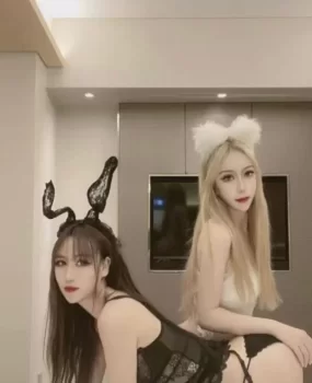 丰台双飞一对儿小姐妹