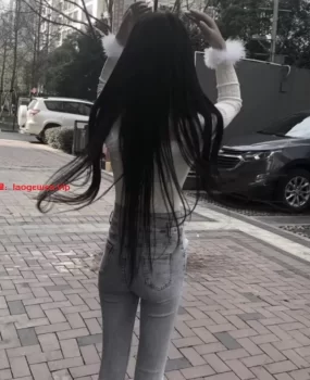 年轻学生妹兼职,颜值是真的高