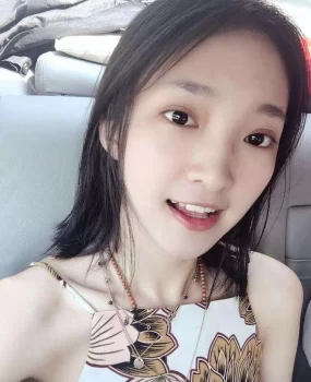朋友介绍去的